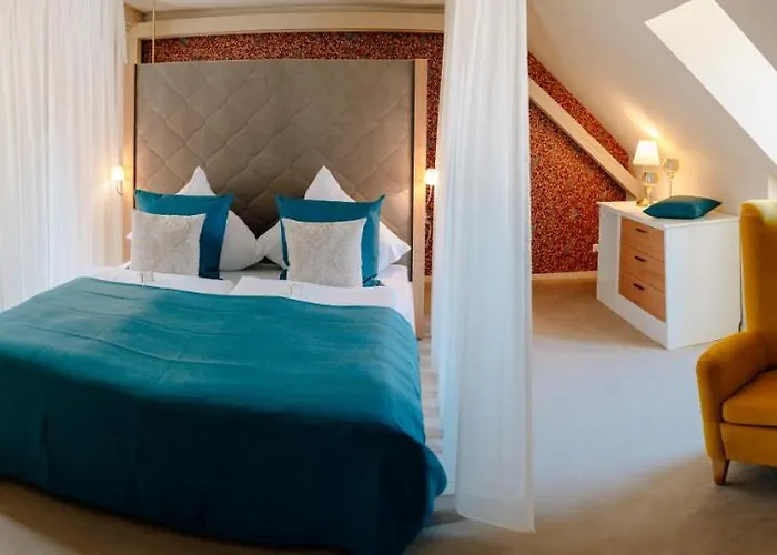 Cavalierhaus Branitz 3*